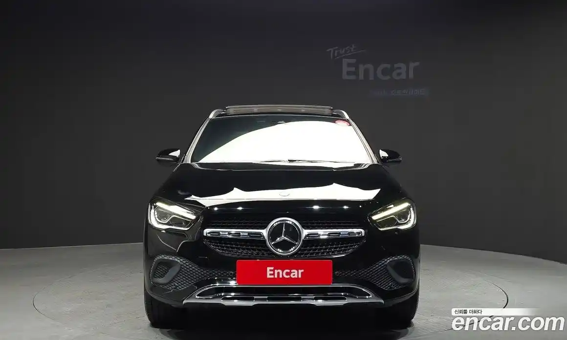 Mercedes-Benz GLA-Class 2021 2.0 Автомат в Москве № 195007, фото 3