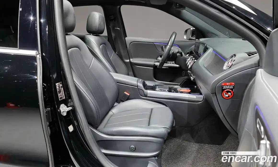 Mercedes-Benz GLA-Class 2021 2.0 Автомат в Москве № 195007, фото 4