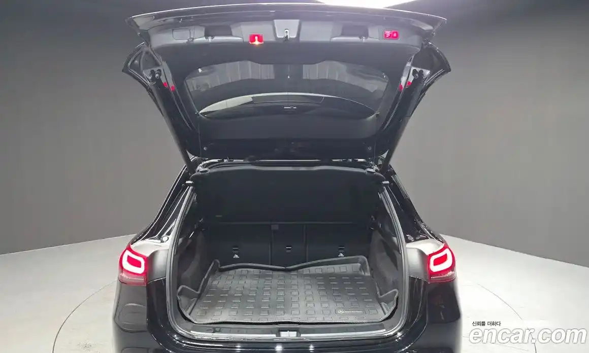 Mercedes-Benz GLA-Class 2021 2.0 Автомат в Москве № 195007, фото 8