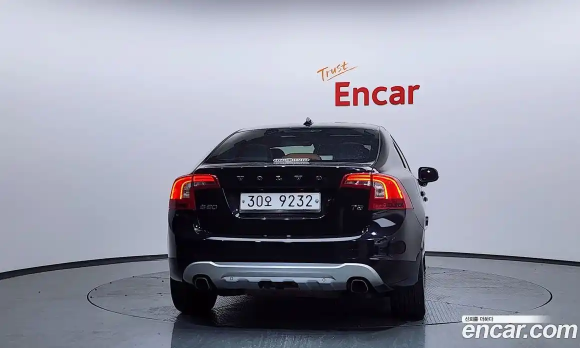 Volvo S60 2012 2.5 Автомат в Москве № 195620, фото 17