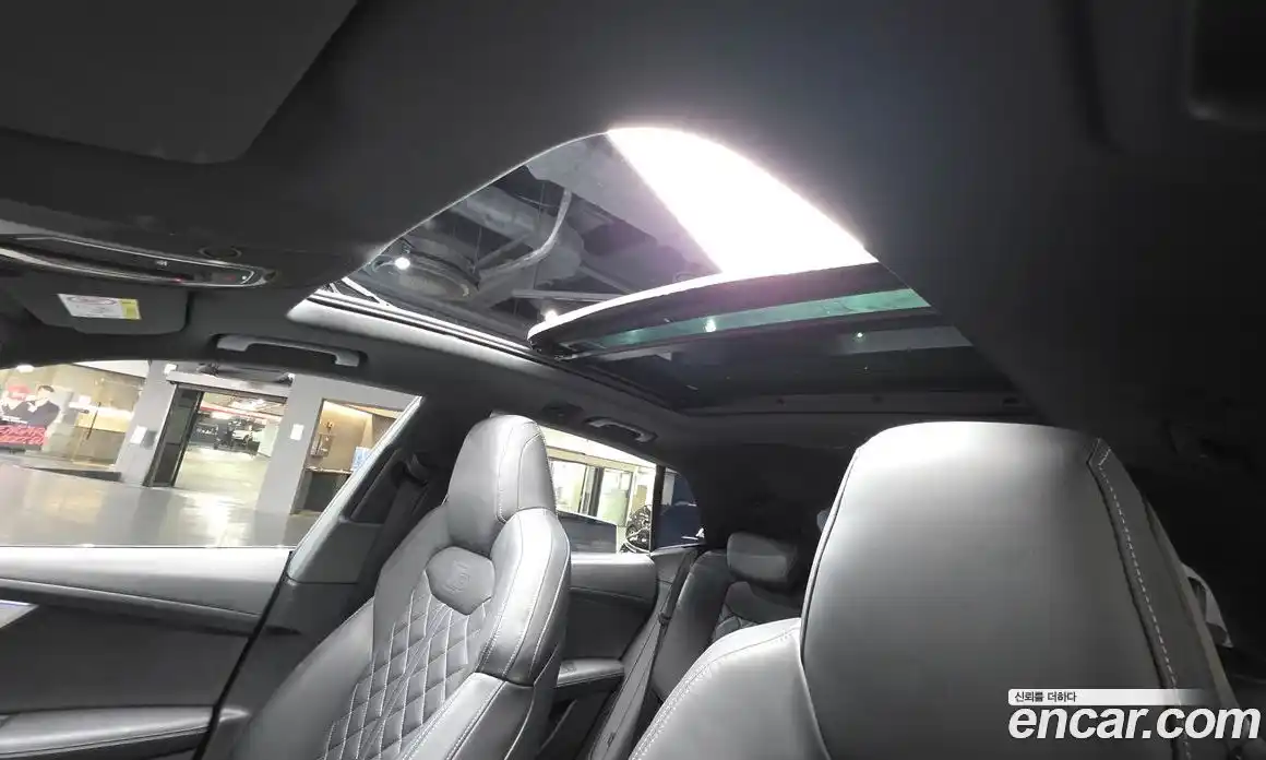 Audi Q8 2023 3.0 Автомат в Москве № 196187, фото 13