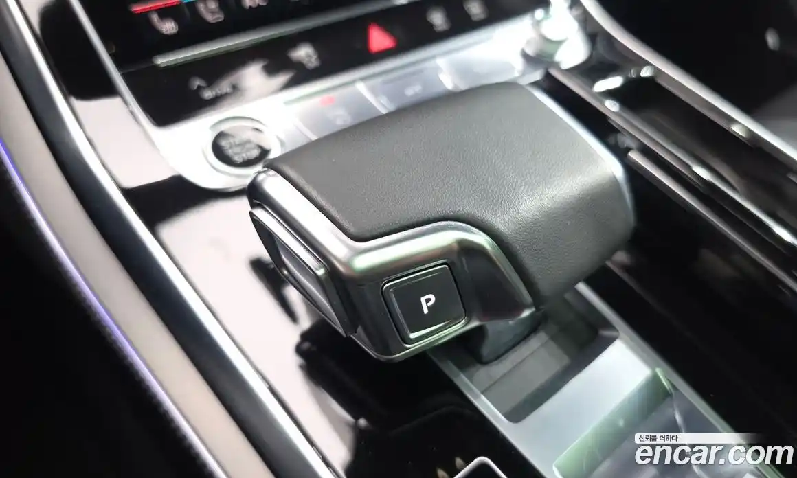 Audi Q8 2023 3.0 Автомат в Москве № 196187, фото 15