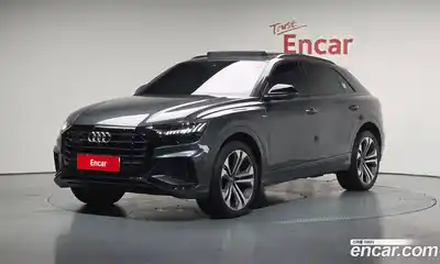 Audi Q8 2023 3.0 Автомат в Москве № 196187, миниатюра 5