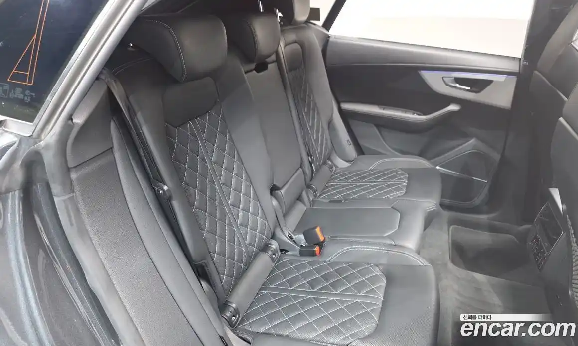 Audi Q8 2023 3.0 Автомат в Москве № 196187, фото 7