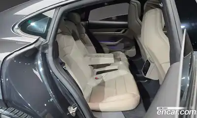 Porsche Taycan 2022 0.1 Автомат в Москве № 197196, миниатюра 2