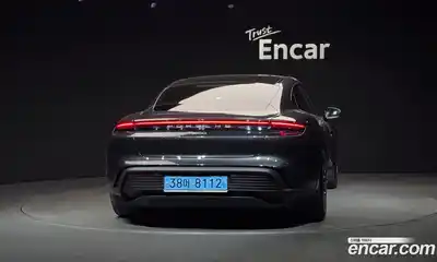 Porsche Taycan 2022 0.1 Автомат в Москве № 197196, миниатюра 7