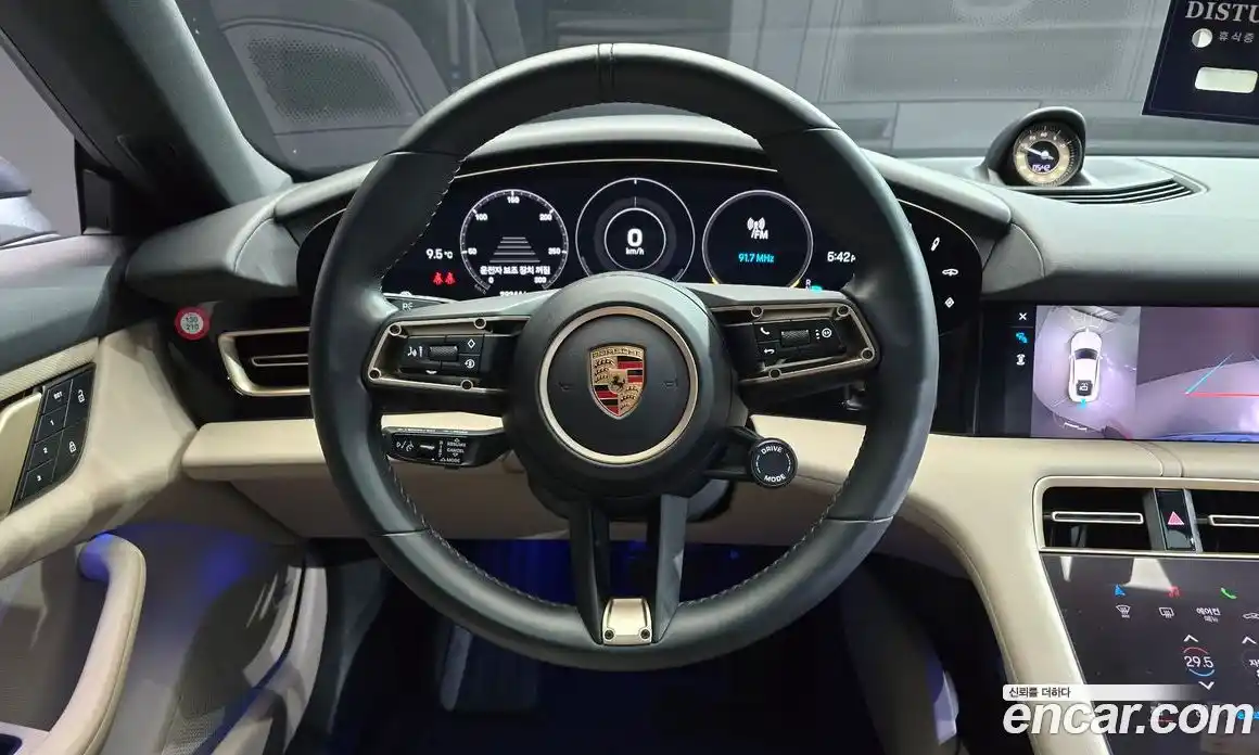 Porsche Taycan 2022 0.1 Автомат в Москве № 197196, фото 8