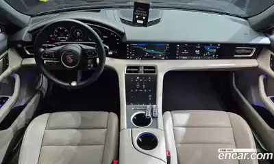 Porsche Taycan 2022 0.1 Автомат в Москве № 197196, миниатюра 9