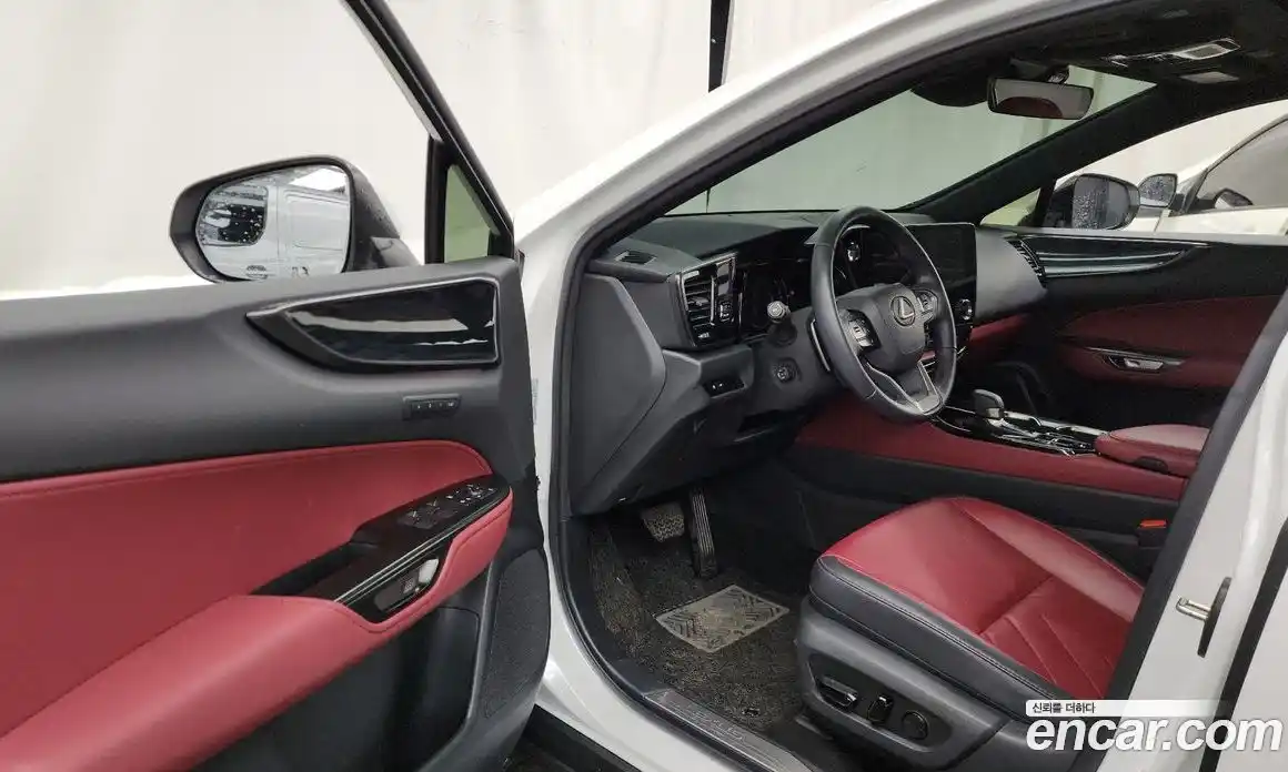 Lexus NX 2025 2.5 Автомат в Москве № 198806, фото 17