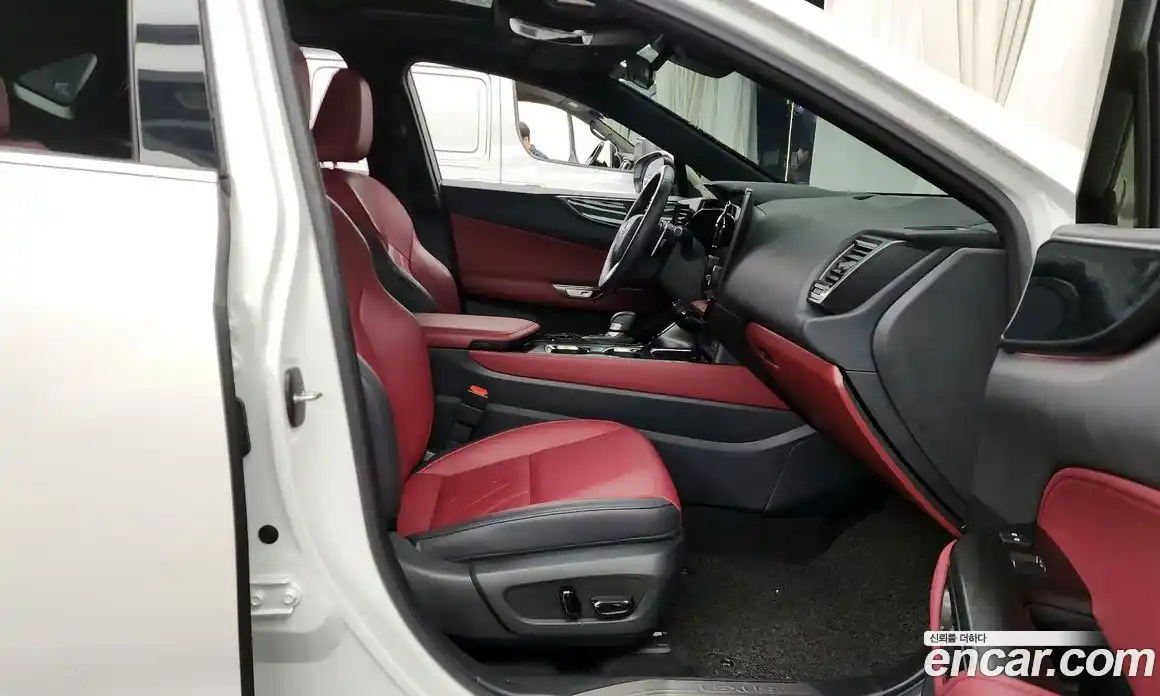 Lexus NX 2025 2.5 Автомат в Москве № 198806, фото 20