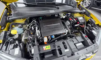 Jeep Avenger 2024 0.1 Автомат в Москве № 199414, миниатюра 4