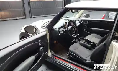 Mini Cooper 2011 1.6 Автомат в Москве № 200038, миниатюра 3