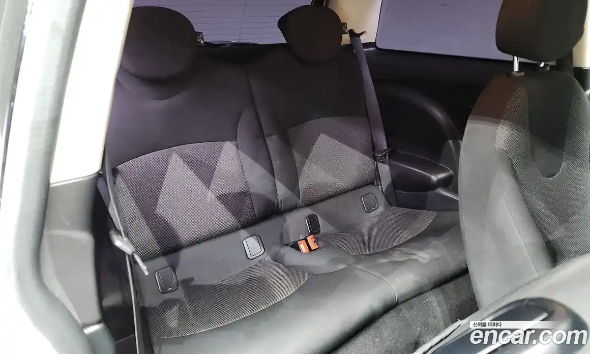 Mini Cooper 2011 1.6 Автомат в Москве № 200038, фото 4