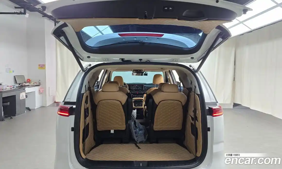 Kia Canival 2021 2.2 Автомат в Москве № 20085, фото 10