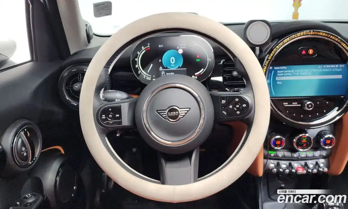 Mini Cooper 2023 2.0 Автомат в Москве № 205080, фото 13