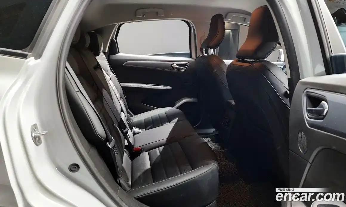 Renault XM3 2023 1.6 Автомат в Москве № 205211, фото 11