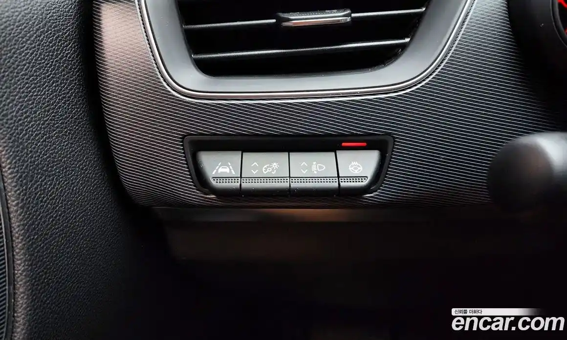 Renault XM3 2023 1.6 Автомат в Москве № 205211, фото 15