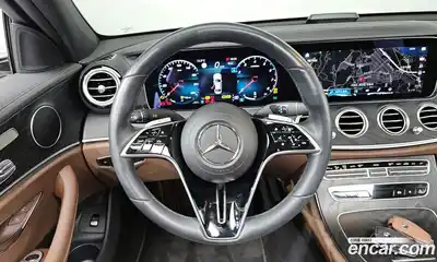 Mercedes-Benz E-Class, 2023