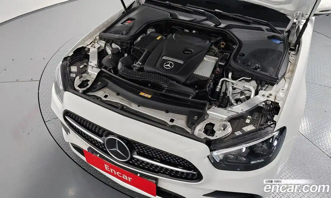 Mercedes-Benz E-Class 2023 2.0 Автомат в Москве № 206649, фото 20