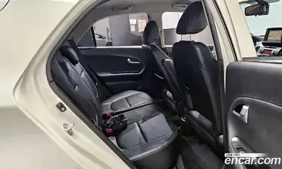 Kia Morning 2012 1.0 Автомат в Москве № 20694, миниатюра 9