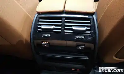 BMW 5-Series 2023 2.0 Автомат в Москве № 210897, миниатюра 3