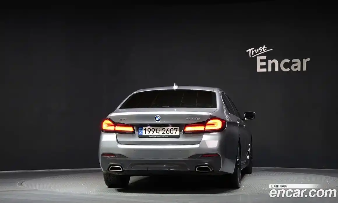 BMW 5-Series 2023 2.0 Автомат в Москве № 211587, фото 14