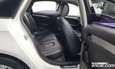 Audi A4 2011 2.0 Автомат в Москве № 212609, миниатюра 8