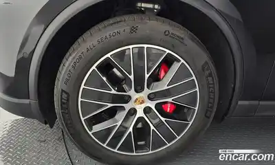 Porsche Macan 2025 0.2 Автомат в Москве № 212949, миниатюра 10