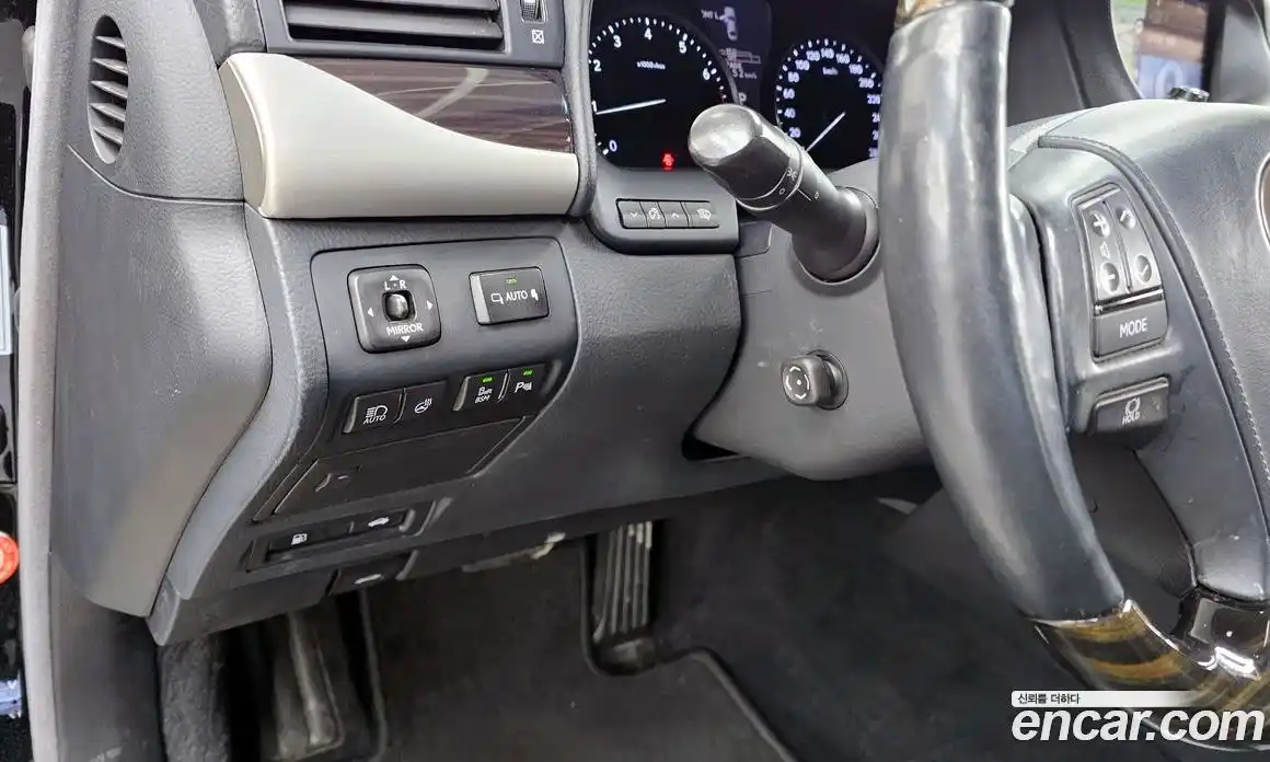 Lexus LS 2017 4.6 Автомат в Москве № 214647, фото 12