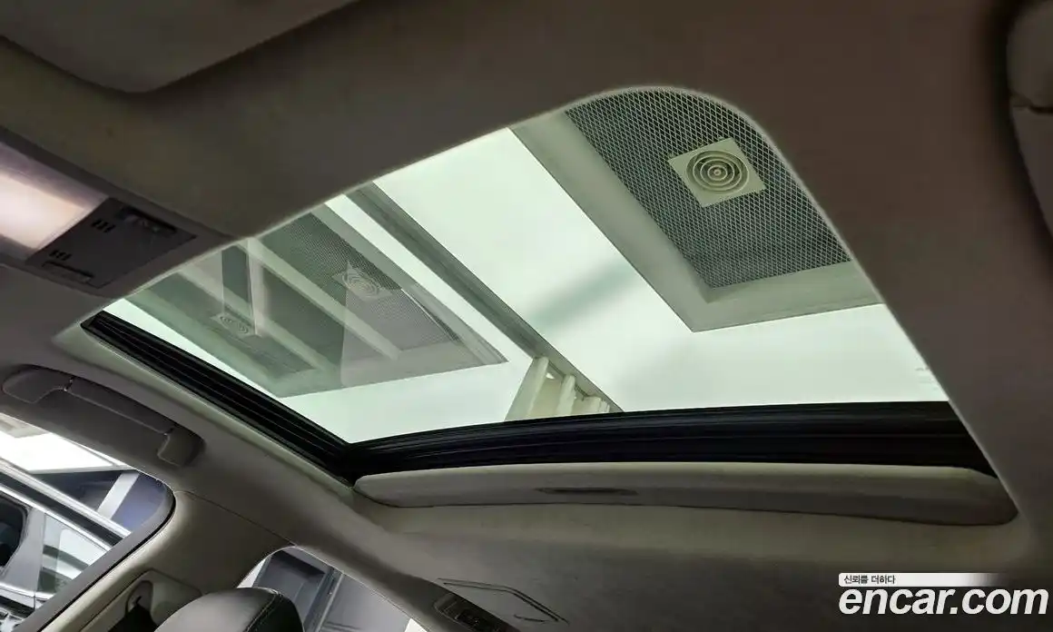 Lexus LS 2017 4.6 Автомат в Москве № 214647, фото 17