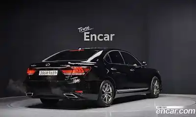 Lexus LS 2017 4.6 Автомат в Москве № 214647, миниатюра 8