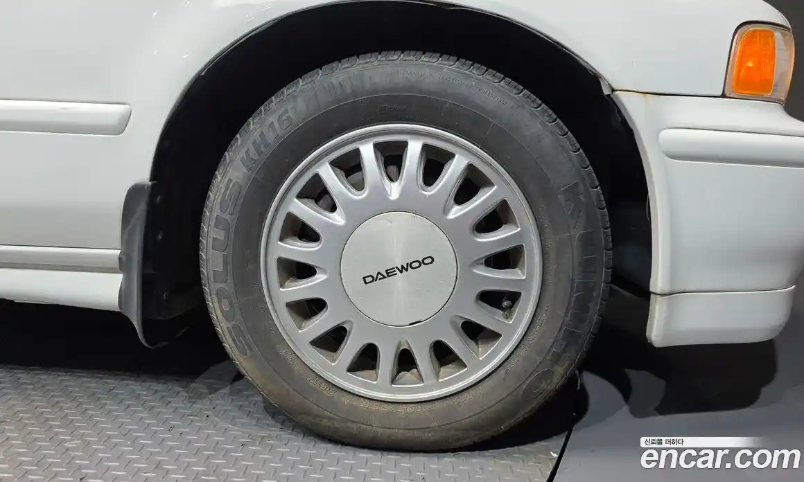 Chevrolet Acadia 1999 3.2 Автомат в Москве № 217365, фото 3