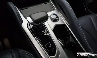 Renault Grand Koleos 2025 1.5 Автомат в Москве № 220128, миниатюра 3