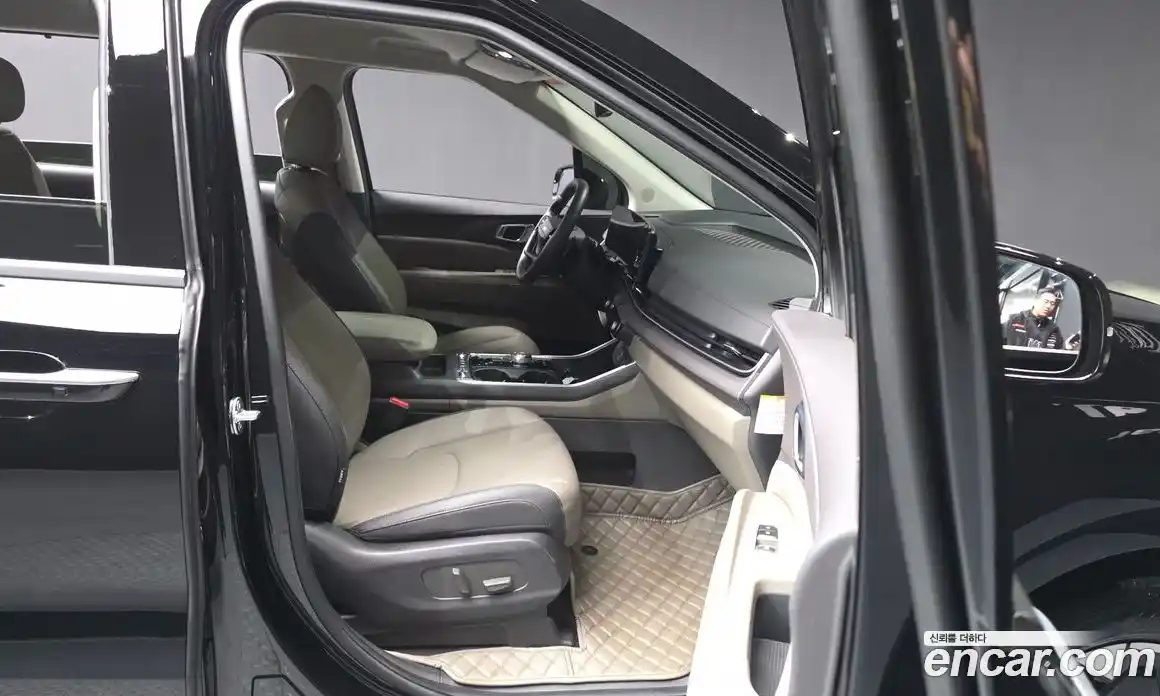 Kia Canival 2025 1.6 Автомат в Москве № 22446, фото 7