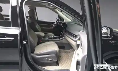 Kia Canival 2025 1.6 Автомат в Москве № 22446, миниатюра 7