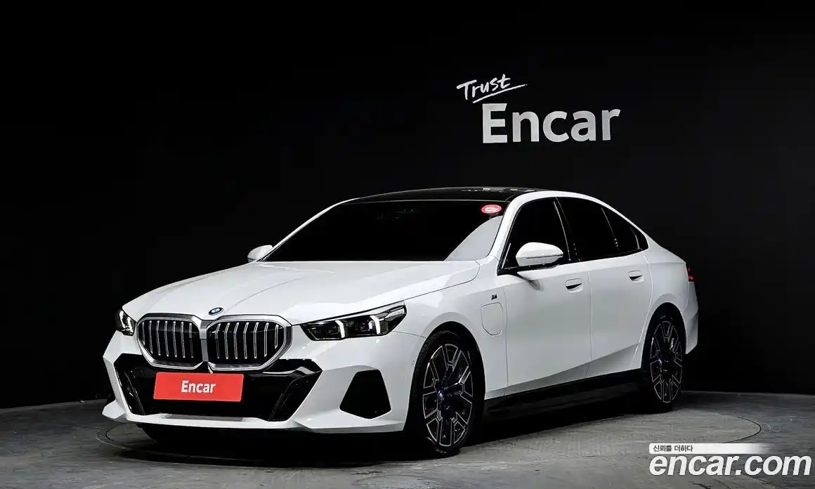 BMW 5-Series 2025 2.0 Автомат в Москве № 228393, фото 17