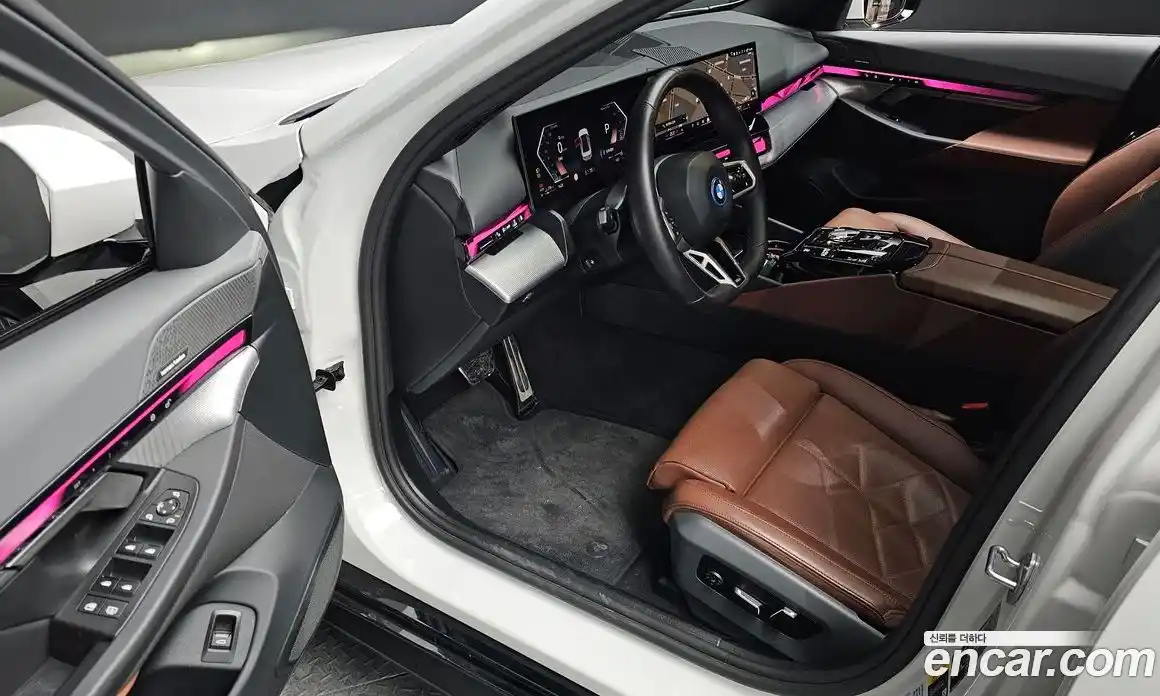 BMW 5-Series 2025 2.0 Автомат в Москве № 228393, фото 18