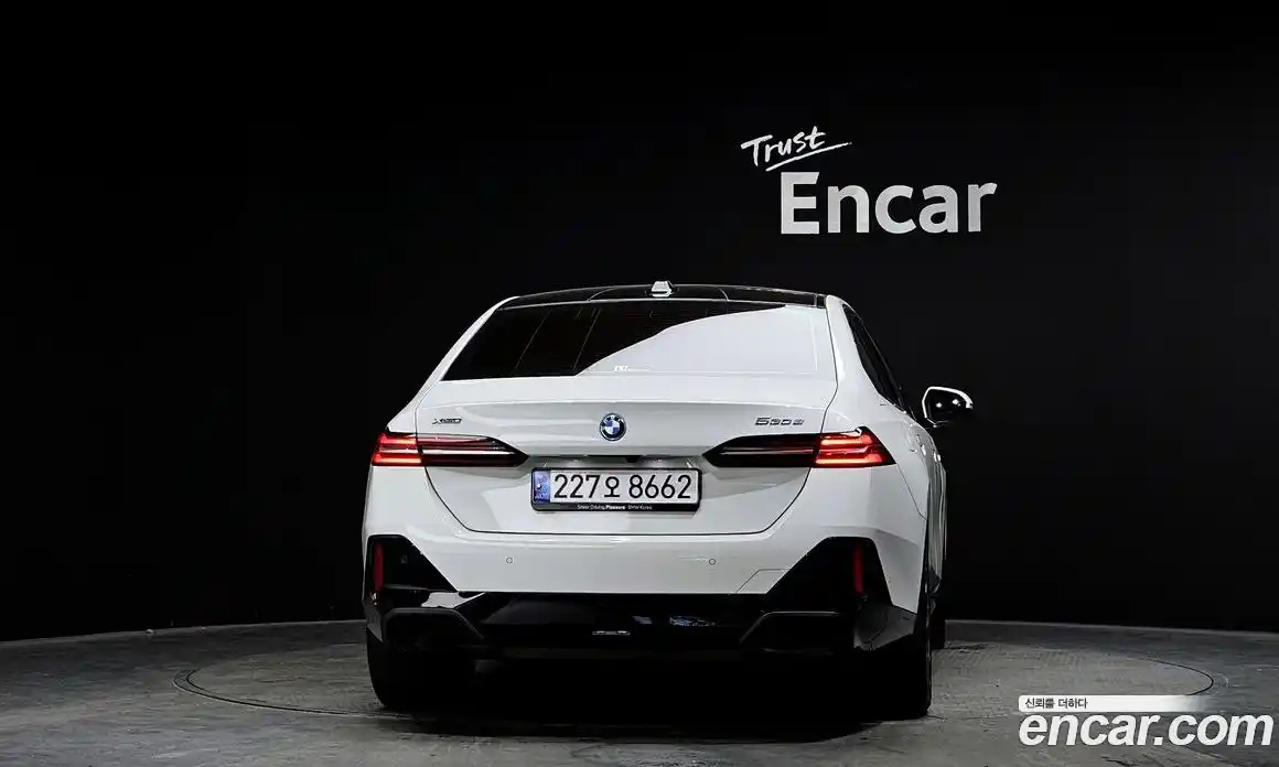 BMW 5-Series 2025 2.0 Автомат в Москве № 228393, фото 6