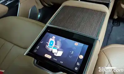 Land Rover Range-Rover 2023 4.4 Автомат в Москве № 231284, миниатюра 3