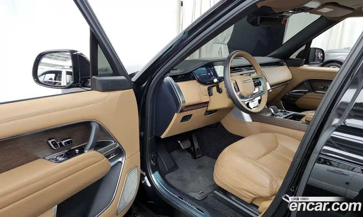 Land Rover Range-Rover 2023 4.4 Автомат в Москве № 231284, фото 6