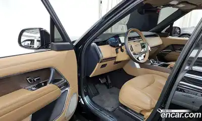 Land Rover Range-Rover 2023 4.4 Автомат в Москве № 231284, миниатюра 6