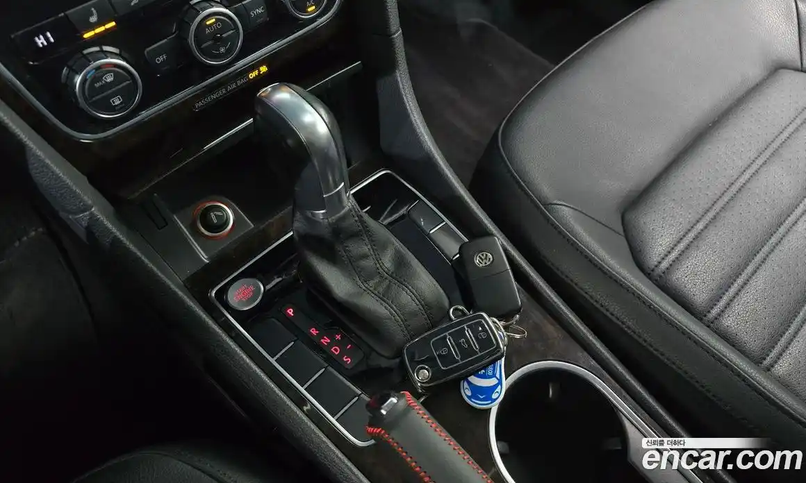 Volkswagen Passat 2015 1.8 Автомат в Москве № 232243, фото 13