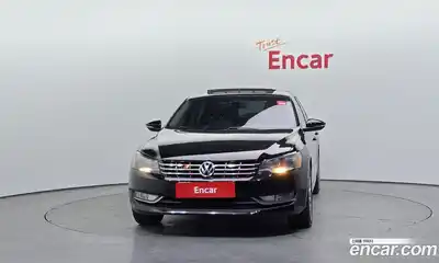 Volkswagen Passat 2015 1.8 Автомат в Москве № 232243, миниатюра 5