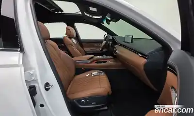 Genesis GV70 2022 2.5 Автомат в Москве № 24083, миниатюра 2