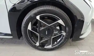 Kia EV4 2026 0.2 Автомат в Москве № 248322, миниатюра 6