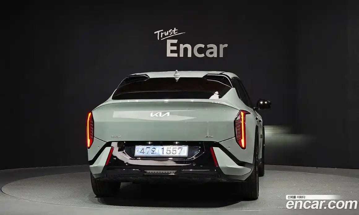 Kia EV4 2026 0.2 Автомат в Москве № 248322, фото 9