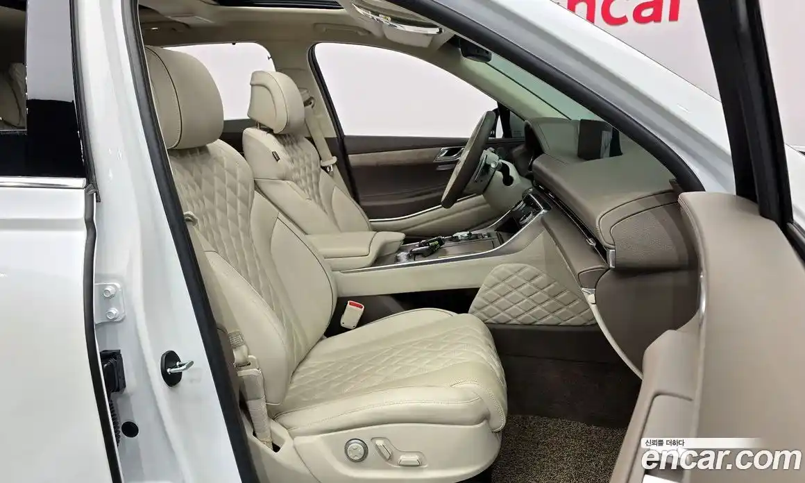 Genesis GV80 2023 2.5 Автомат в Москве № 24897, фото 16