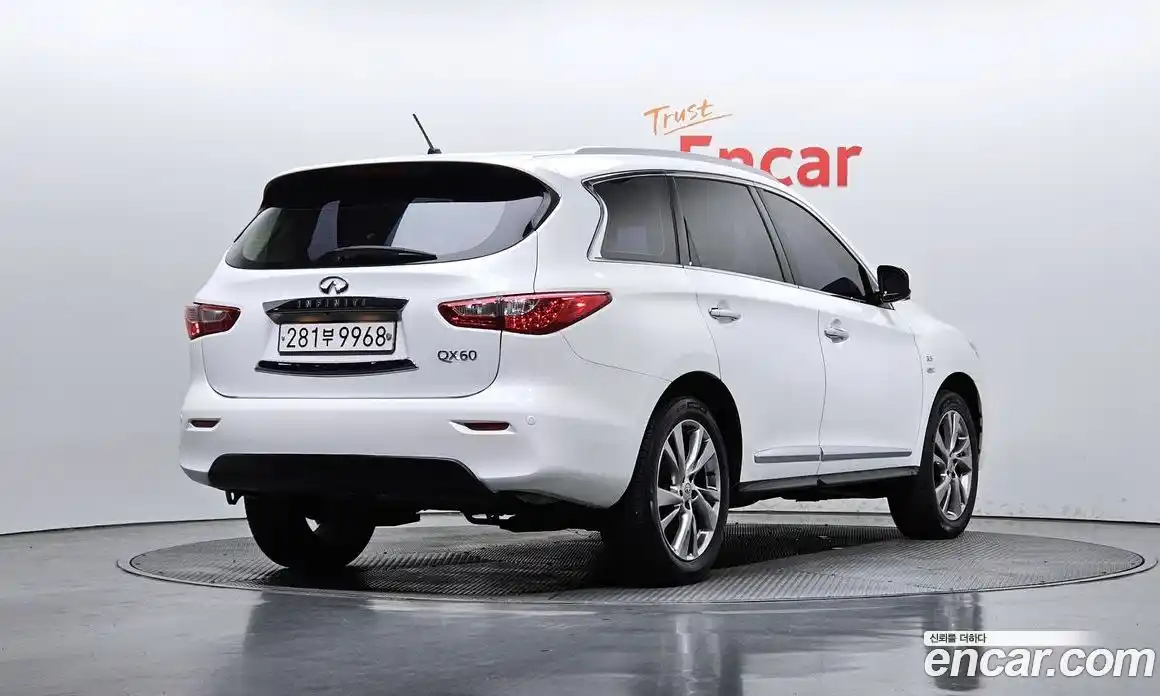 Infiniti QX60 2014 3.5 Автомат в Москве № 252129, фото 19