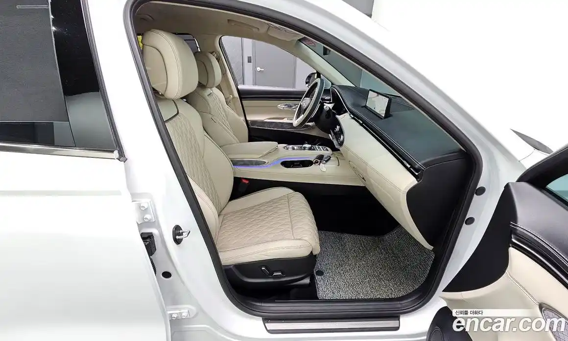 Genesis GV70 2024 2.5 Автомат в Москве № 25241, фото 19