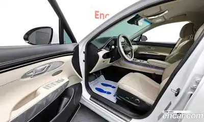 Genesis GV70 2024 2.5 Автомат в Москве № 25241, миниатюра 5